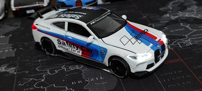 🏎️ Miniatura BMW M4 Coupê 1:32